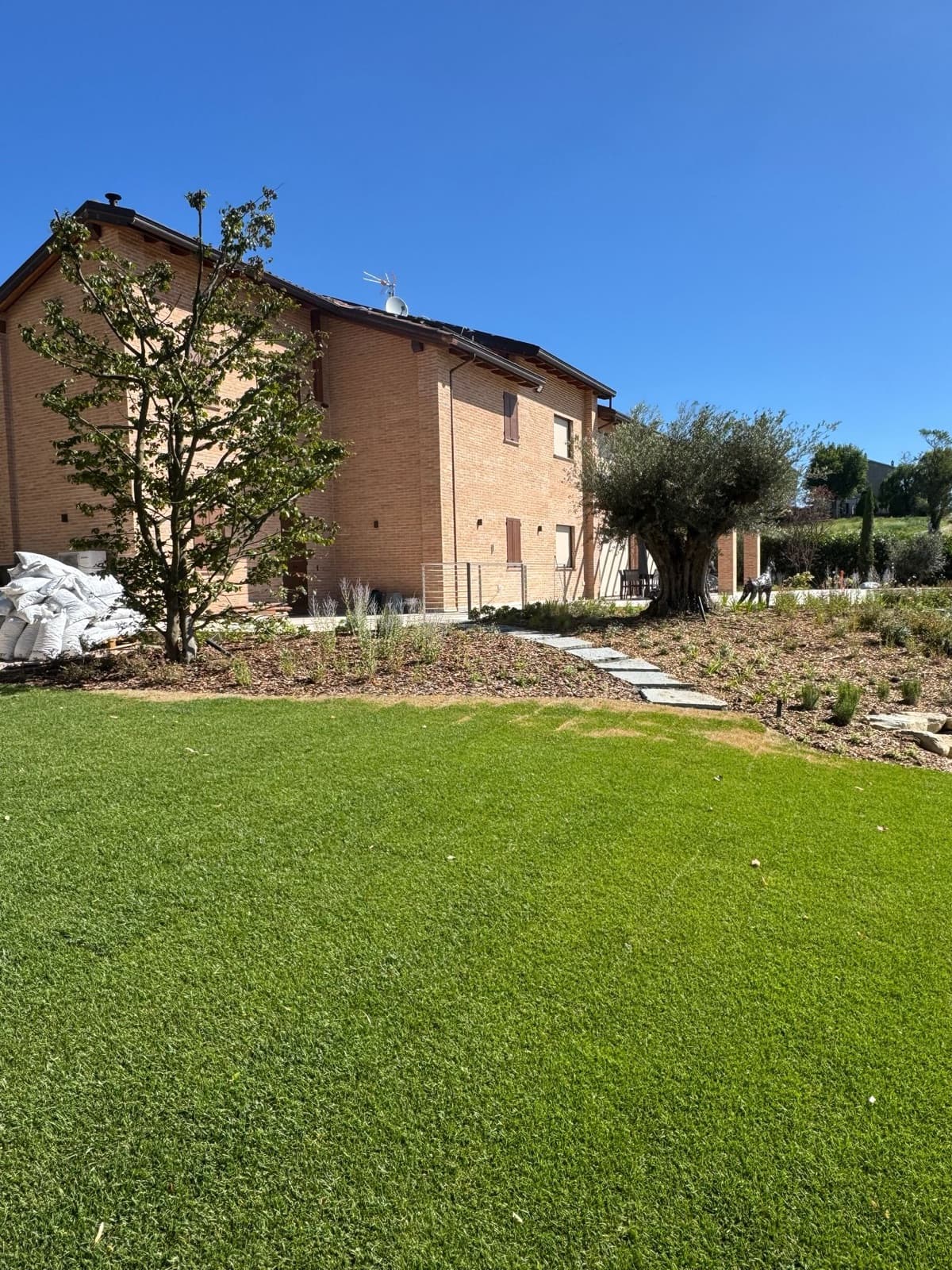 Casa rurale con pergolato · vista 5